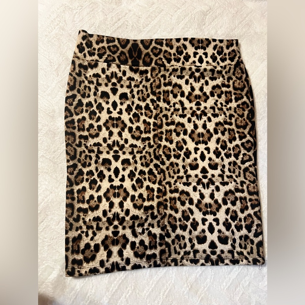 1X-Sensational Collection Leopard Print Skirt